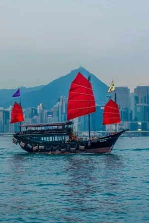 Assistance with Hong Kong SAR Visa applications, Renewals and Permanent Residence.